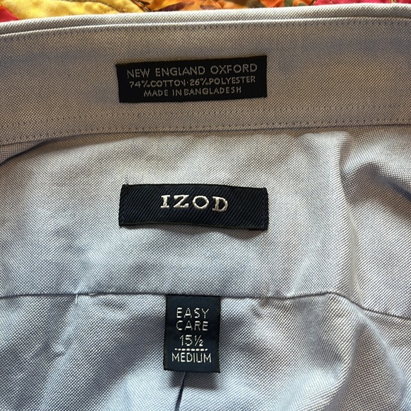 IZOD button down - Picture 3 of 4